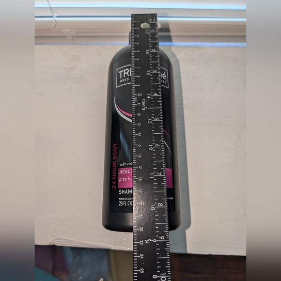 TRESemmé 24 Hour Body Shampoo 28oz - Picture 7 of 8